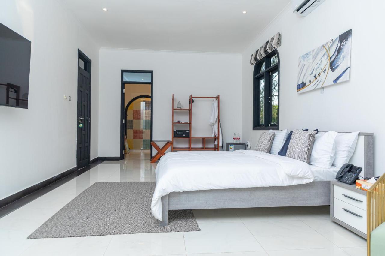 Upendo Boutique Hotel, ダル・エス・サラーム エクステリア 写真