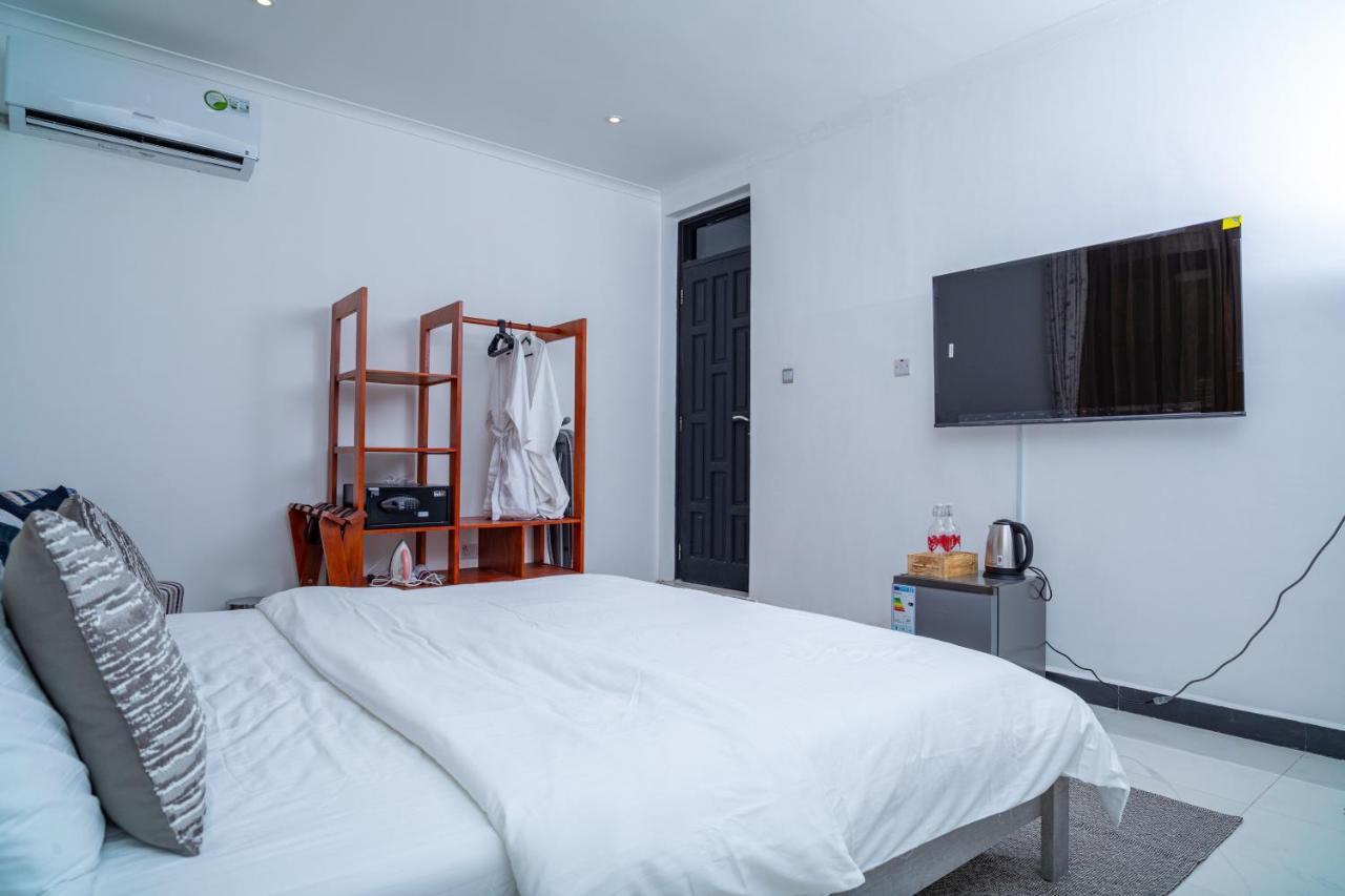 Upendo Boutique Hotel, ダル・エス・サラーム エクステリア 写真